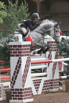 Jumping lessons at Coventry Farms